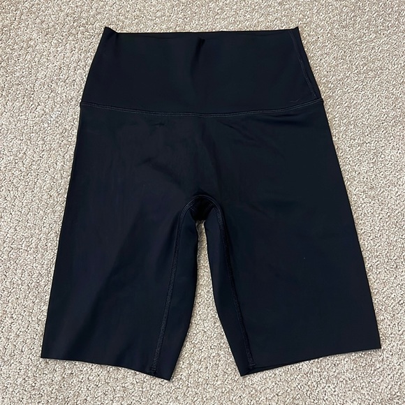 Aerie offline bike shorts size medium, never worn - Picture 1 of 8